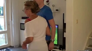 Misquote fucks a young pizza delivery guy while her husband watches